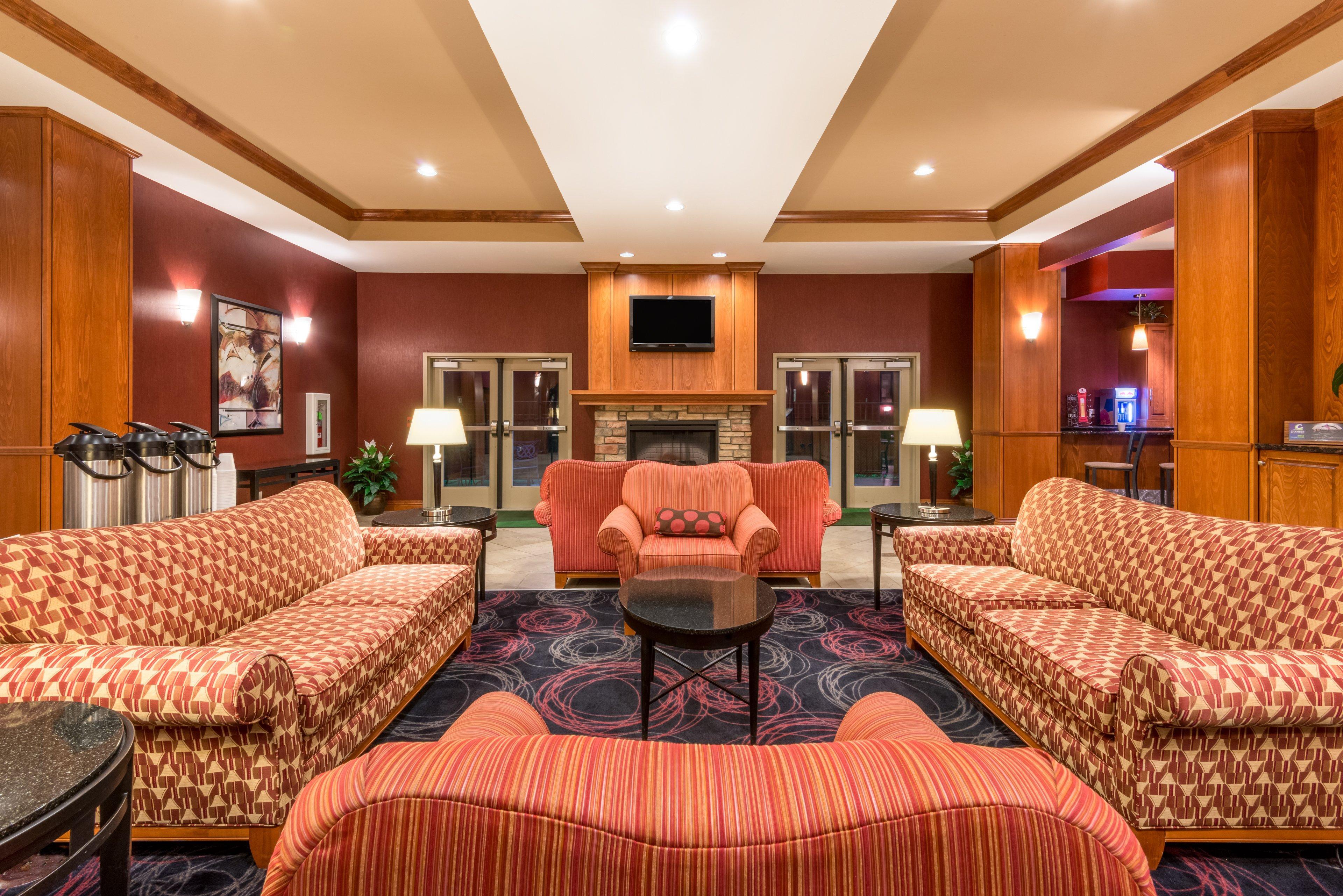 Holiday Inn Hotel & Suites Grand Junction-Airport By Ihg Bagian luar foto
