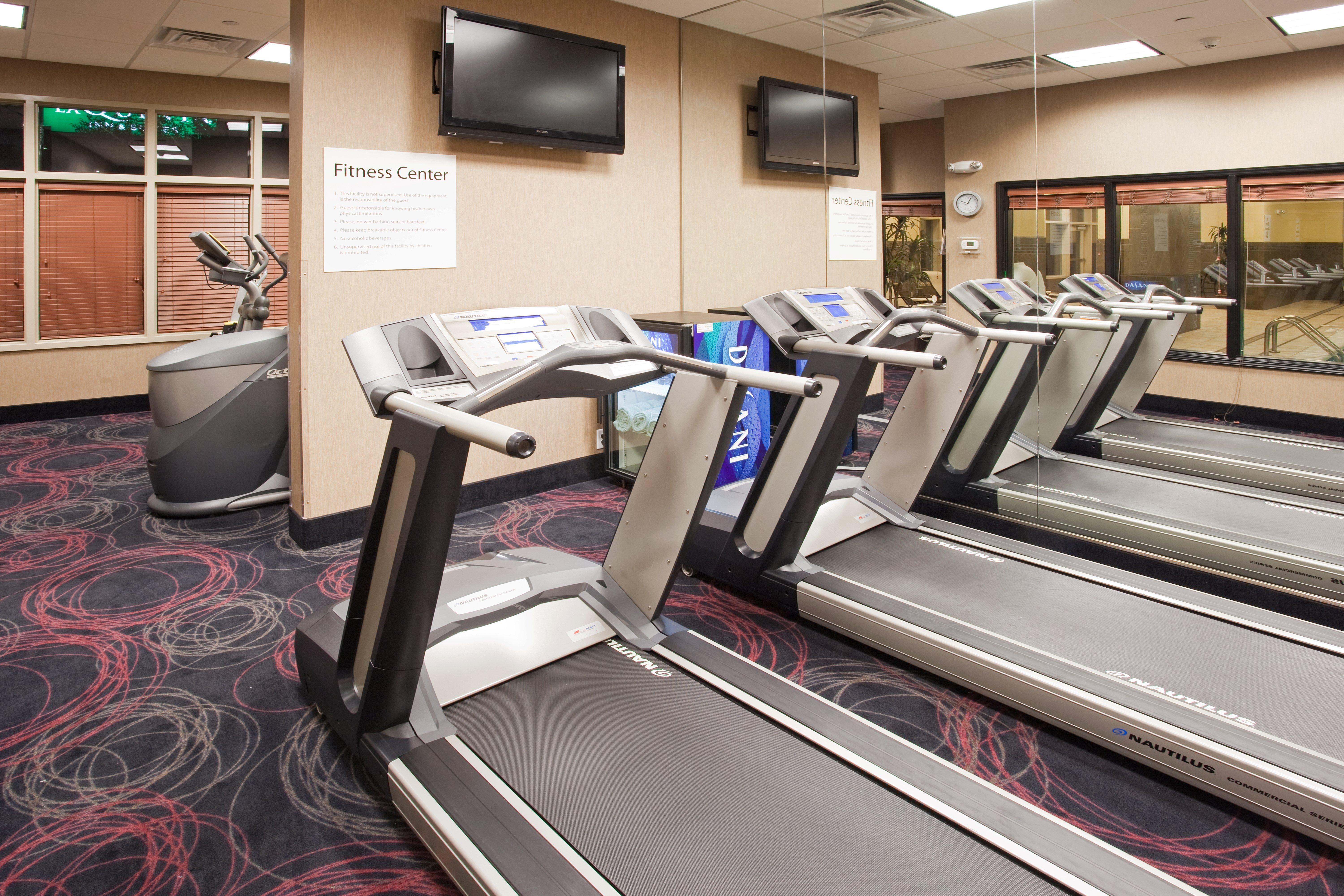 Holiday Inn Hotel & Suites Grand Junction-Airport By Ihg Bagian luar foto