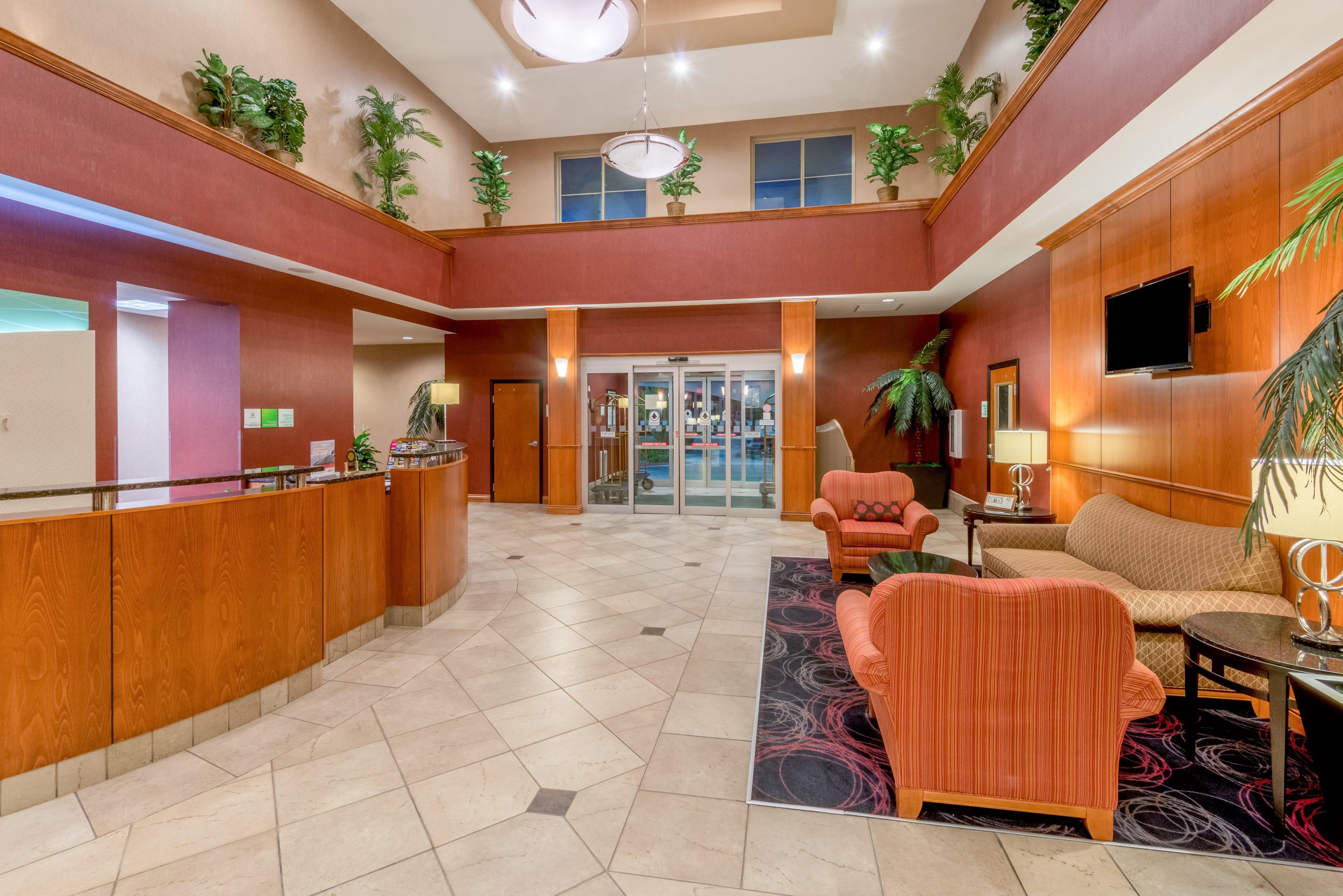 Holiday Inn Hotel & Suites Grand Junction-Airport By Ihg Bagian luar foto