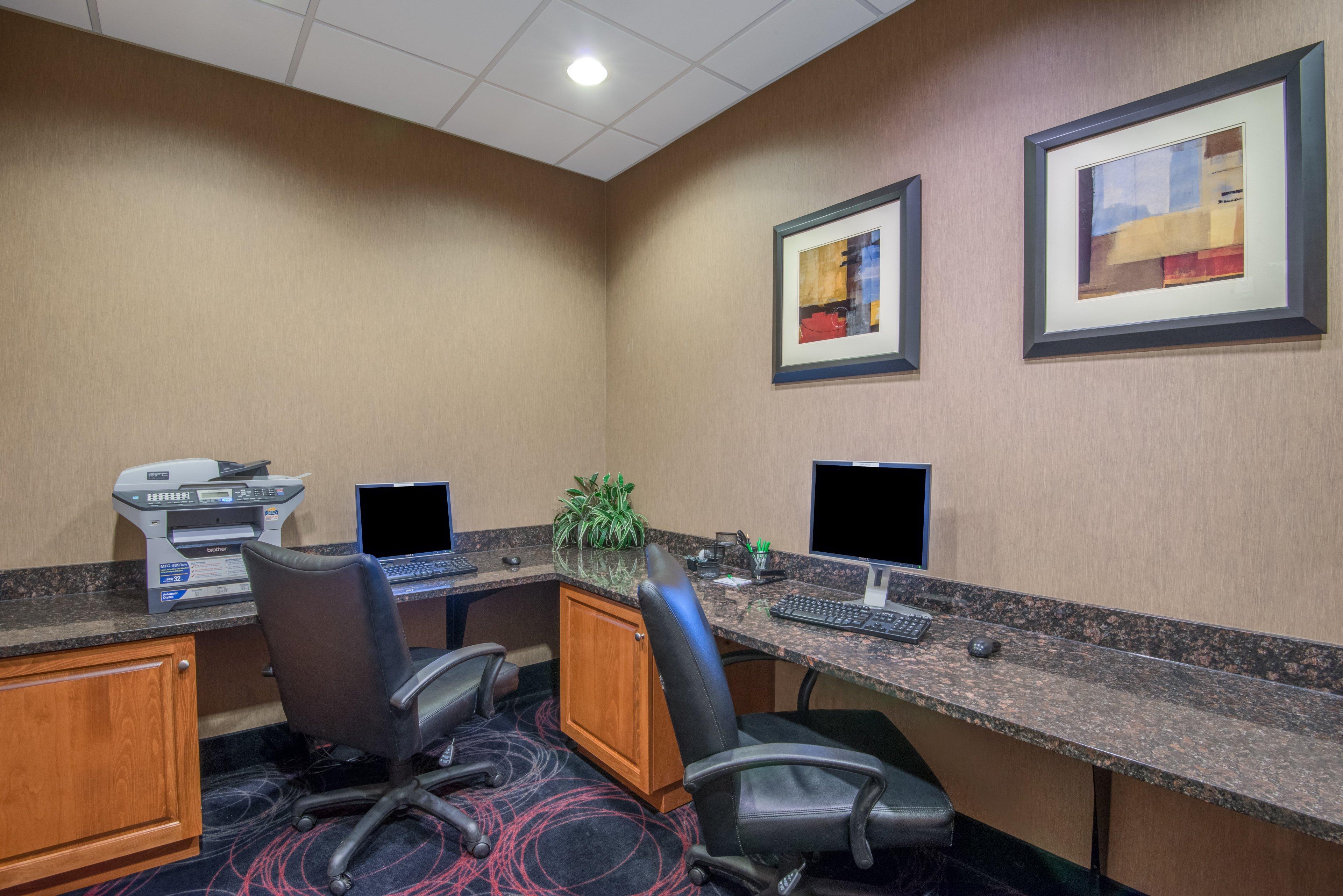 Holiday Inn Hotel & Suites Grand Junction-Airport By Ihg Bagian luar foto