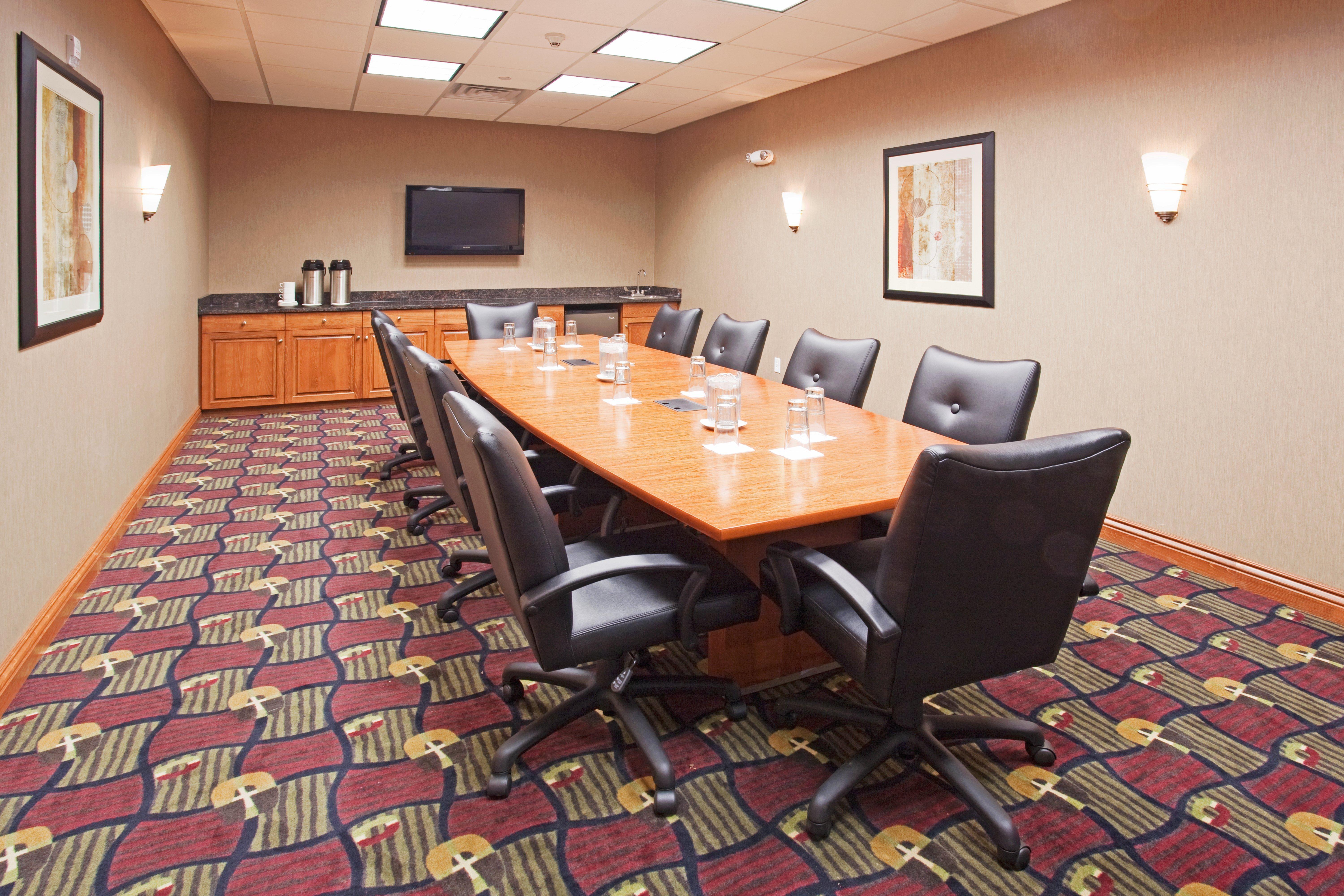 Holiday Inn Hotel & Suites Grand Junction-Airport By Ihg Bagian luar foto