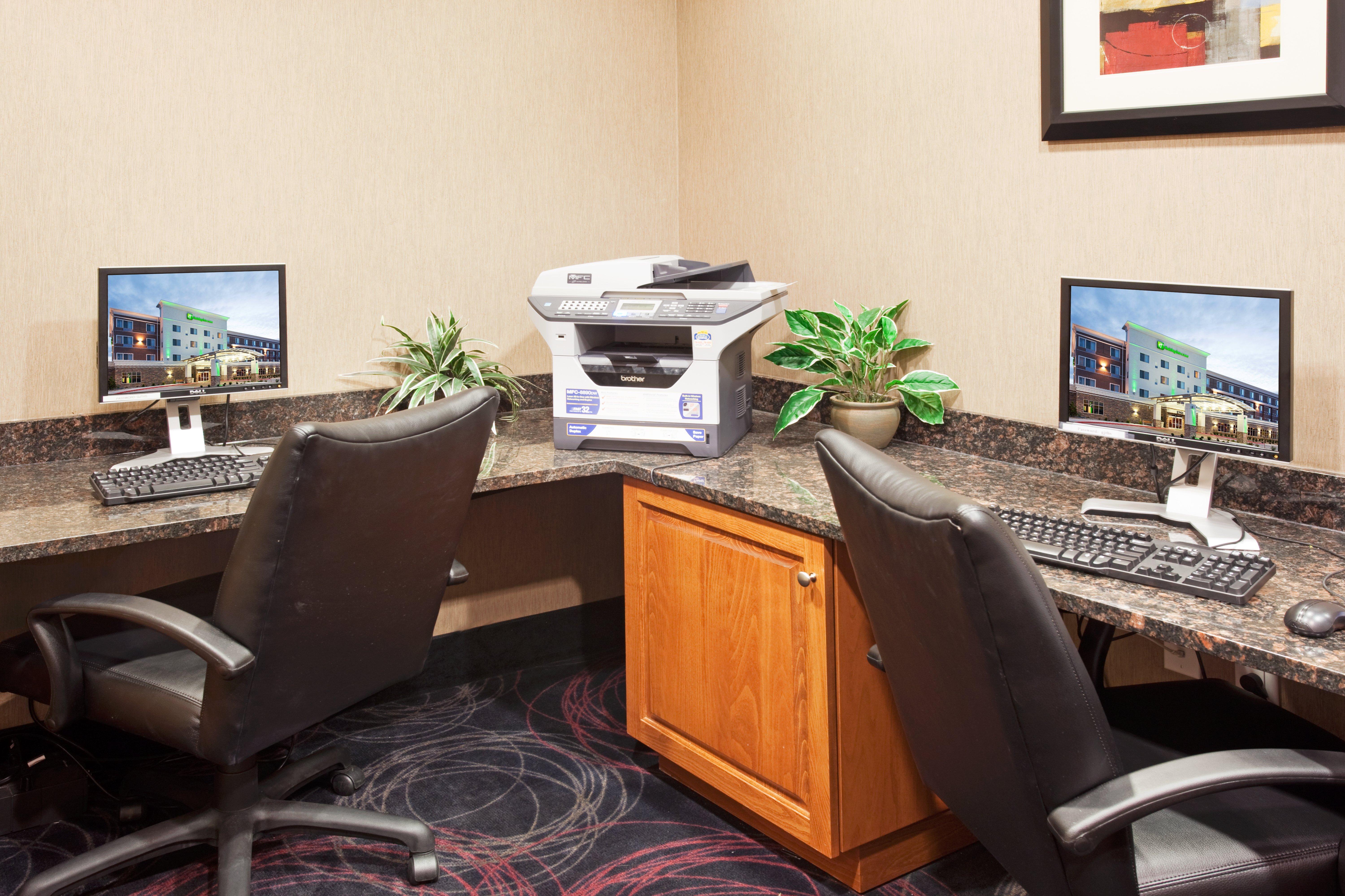 Holiday Inn Hotel & Suites Grand Junction-Airport By Ihg Bagian luar foto