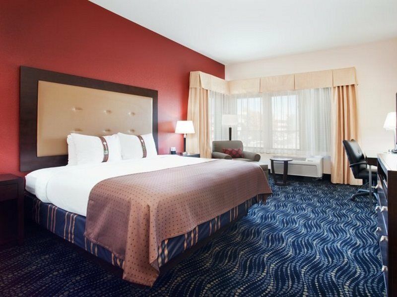 Holiday Inn Hotel & Suites Grand Junction-Airport By Ihg Bagian luar foto