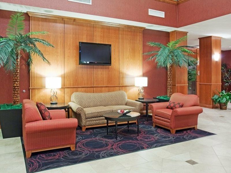 Holiday Inn Hotel & Suites Grand Junction-Airport By Ihg Bagian luar foto