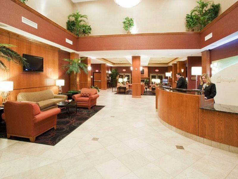 Holiday Inn Hotel & Suites Grand Junction-Airport By Ihg Bagian luar foto